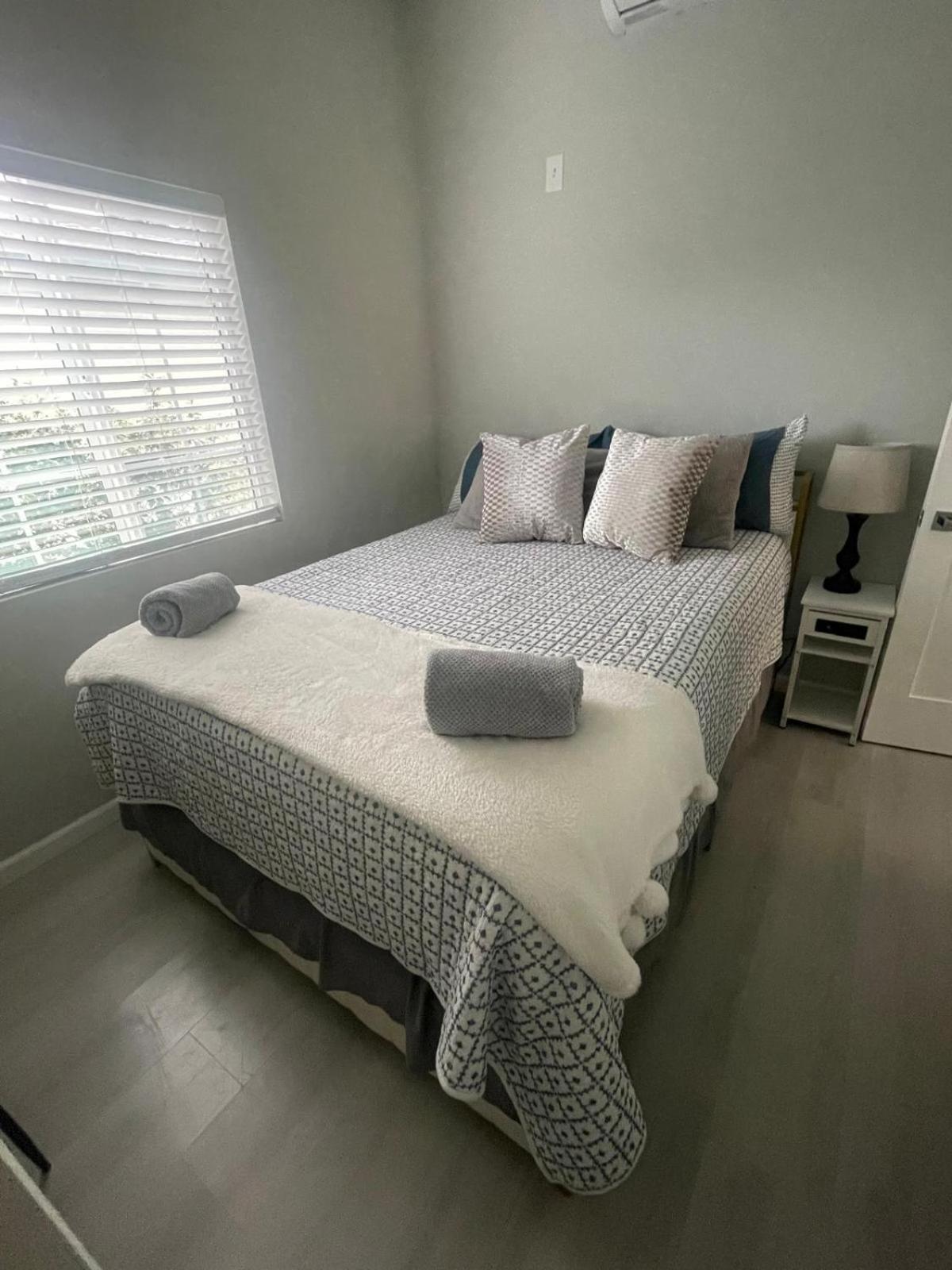 Nuys Luxury, Near To Universal Studios, And Hollywood *